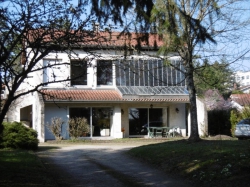 Maison - Villa 6+ pièces Bourg-en-Bresse